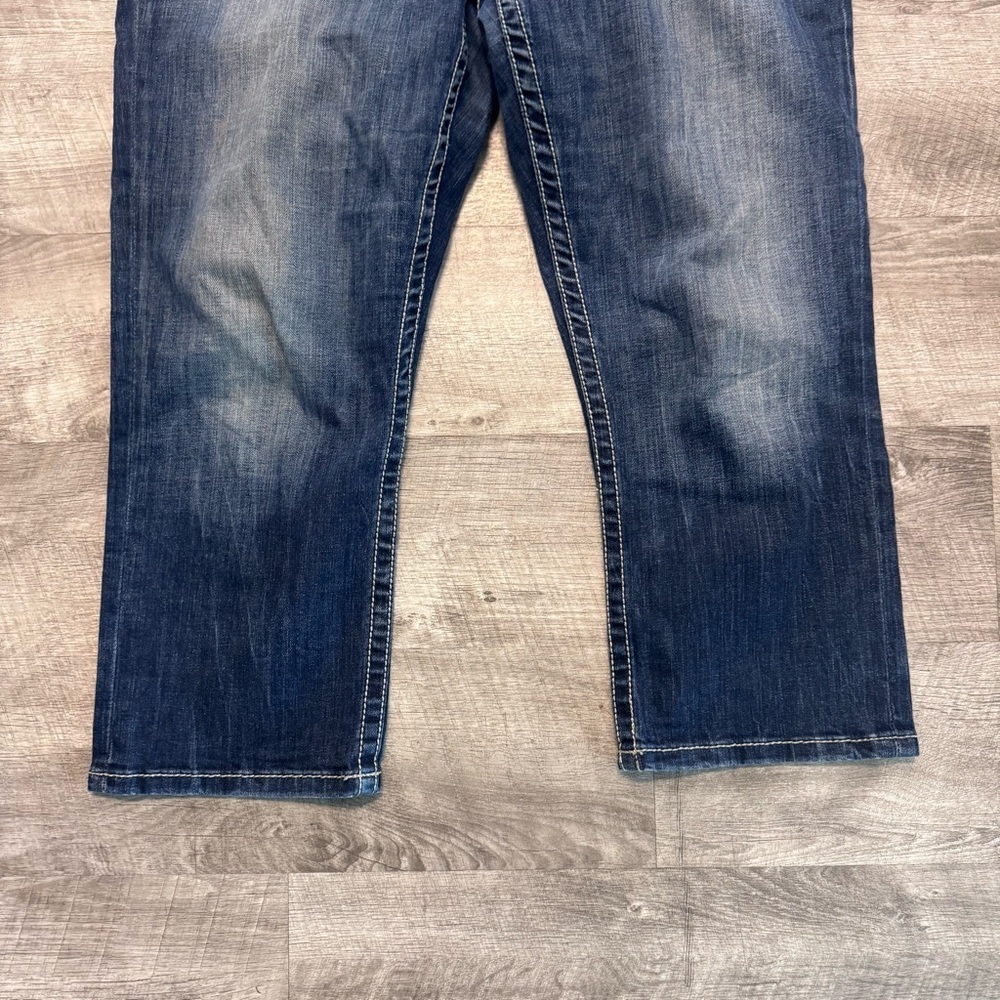BKE Dakota Crop Capri Jean Stretch Mid Rise Medium Wash Womens Sz. 31 - Picture 4 of 8